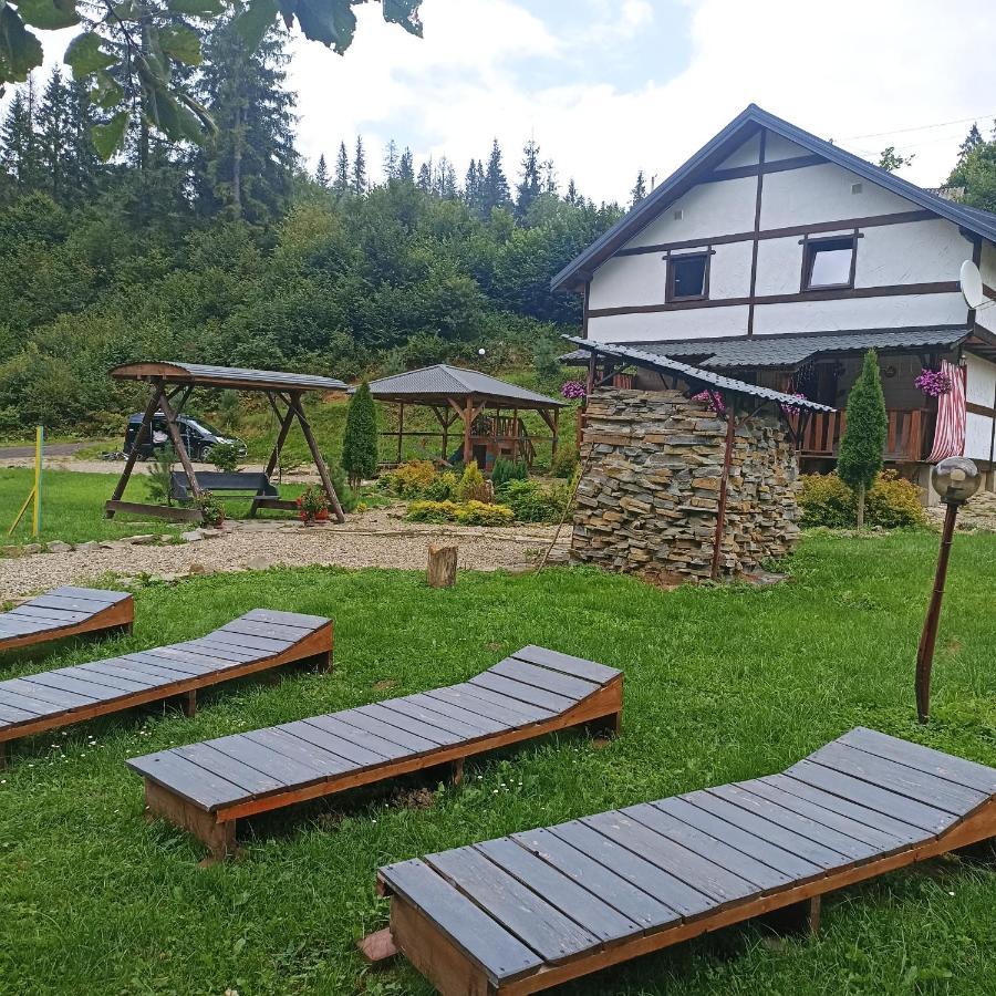 Holiday home Khatyna U Dolyni